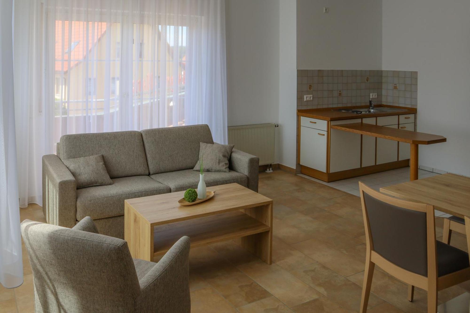 Hotel Adler Nattheim 외부 사진